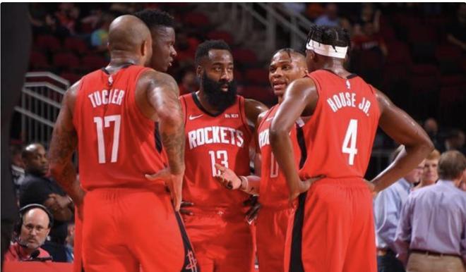 崴脚后归来 崴脚后归来